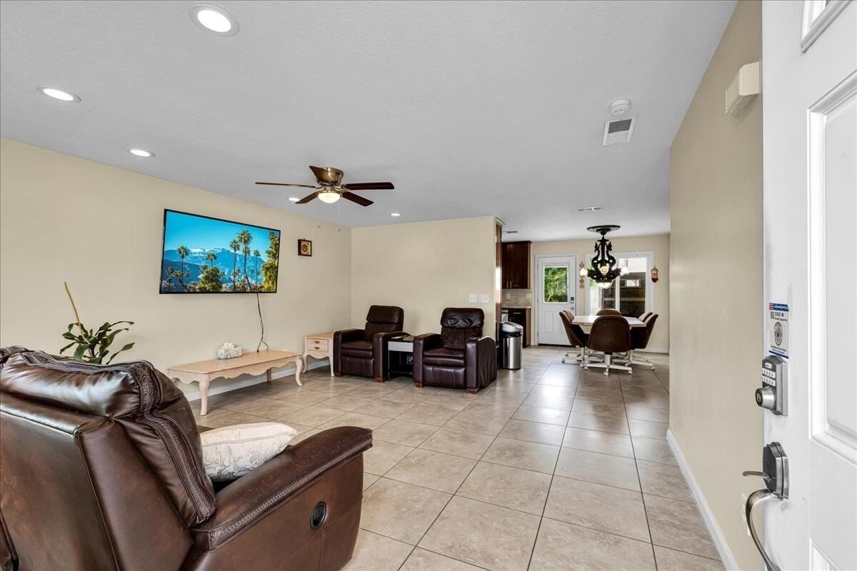 68705 Tortuga Rd - Photo 4 of 39