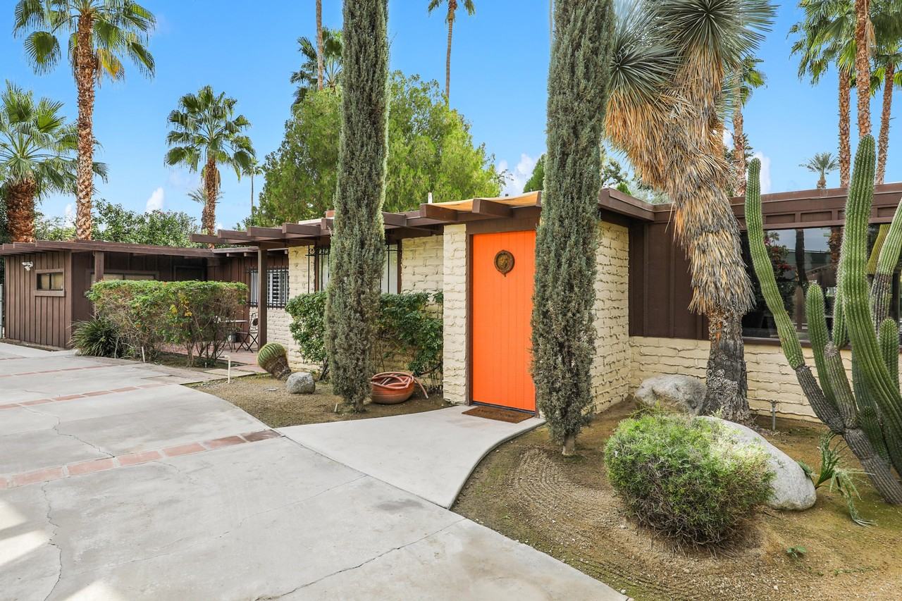 261 Cordoba Way - Photo 4 of 45