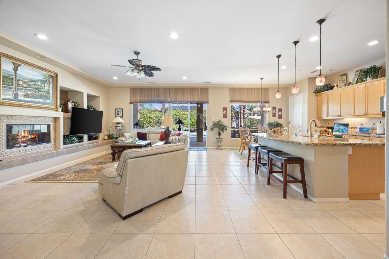 74068 Kokopelli Cir - Photo 7 of 46