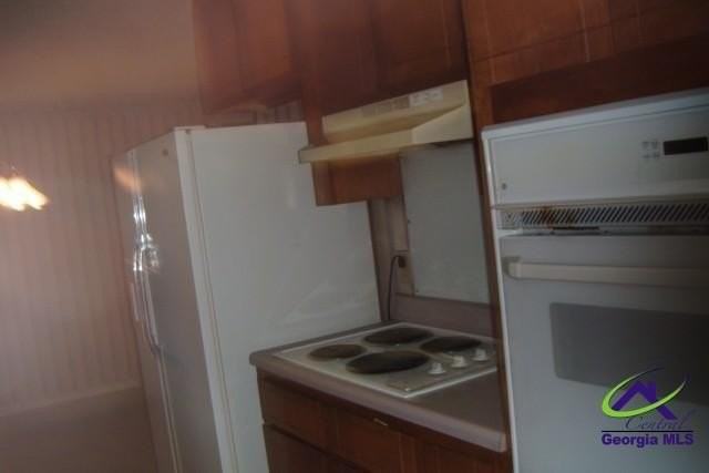 607 Greenbriar Rd - Photo 5 of 8