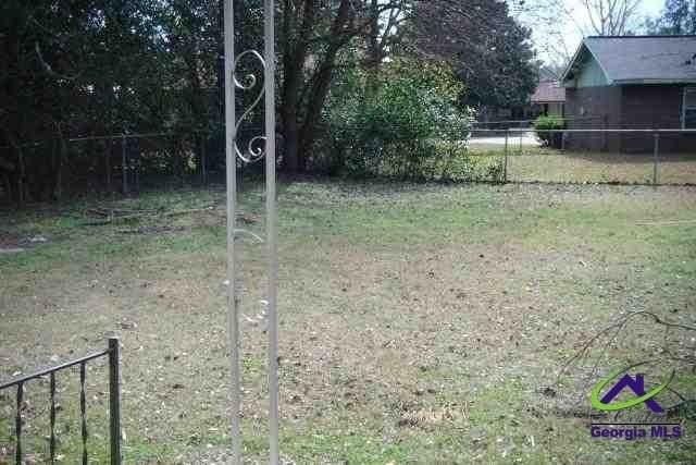 607 Greenbriar Rd - Photo 7 of 8