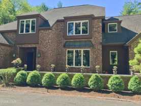 9 Oak Brook Blvd - Photo 1 of 1