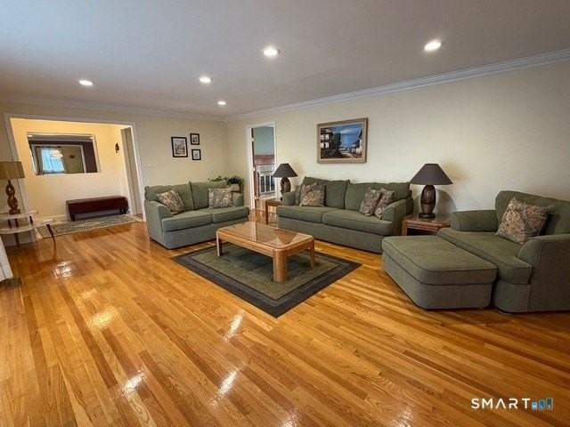 16 Clearview Dr - Photo 4 of 34