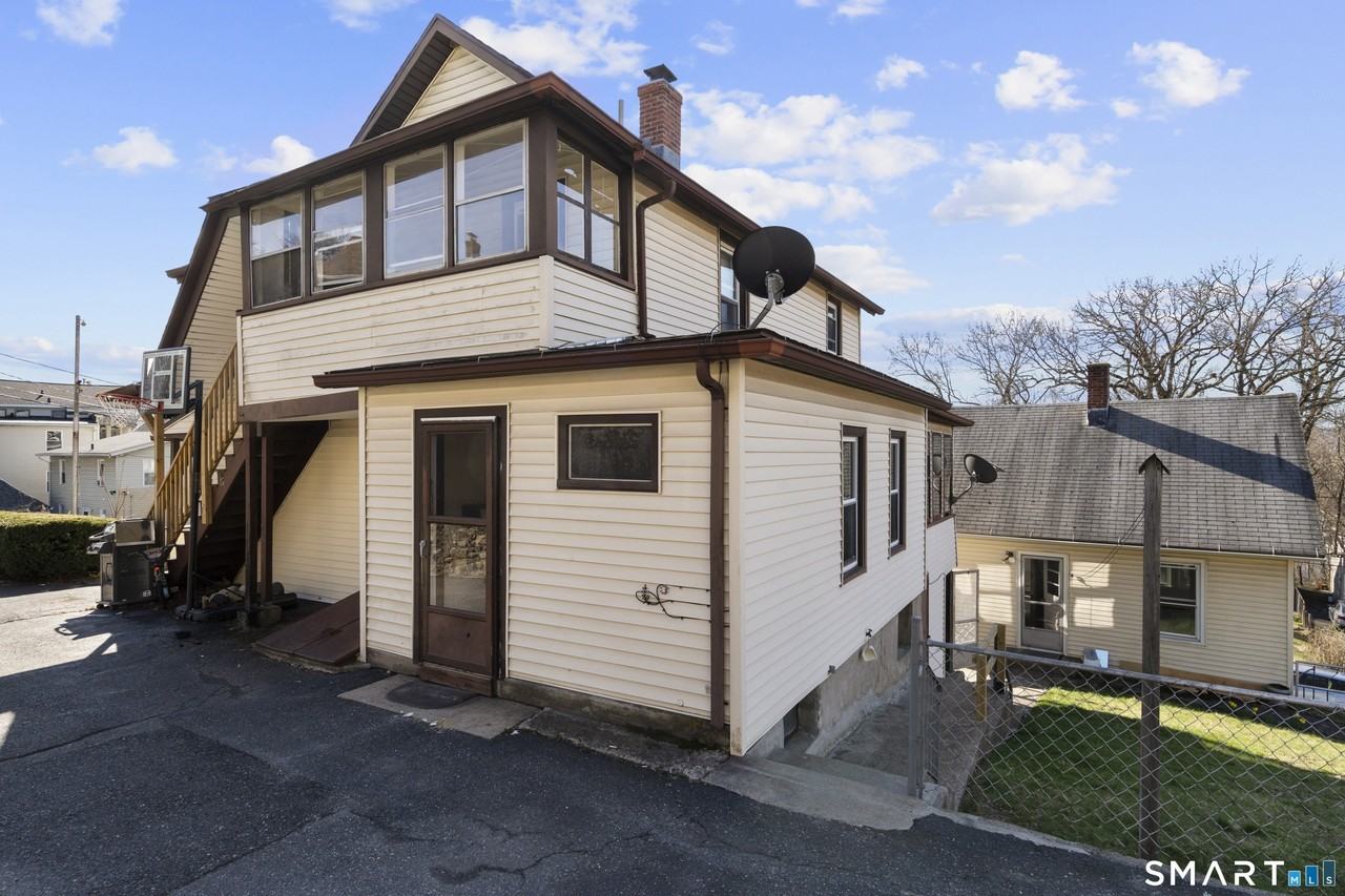 48 Anderson St Unit 2