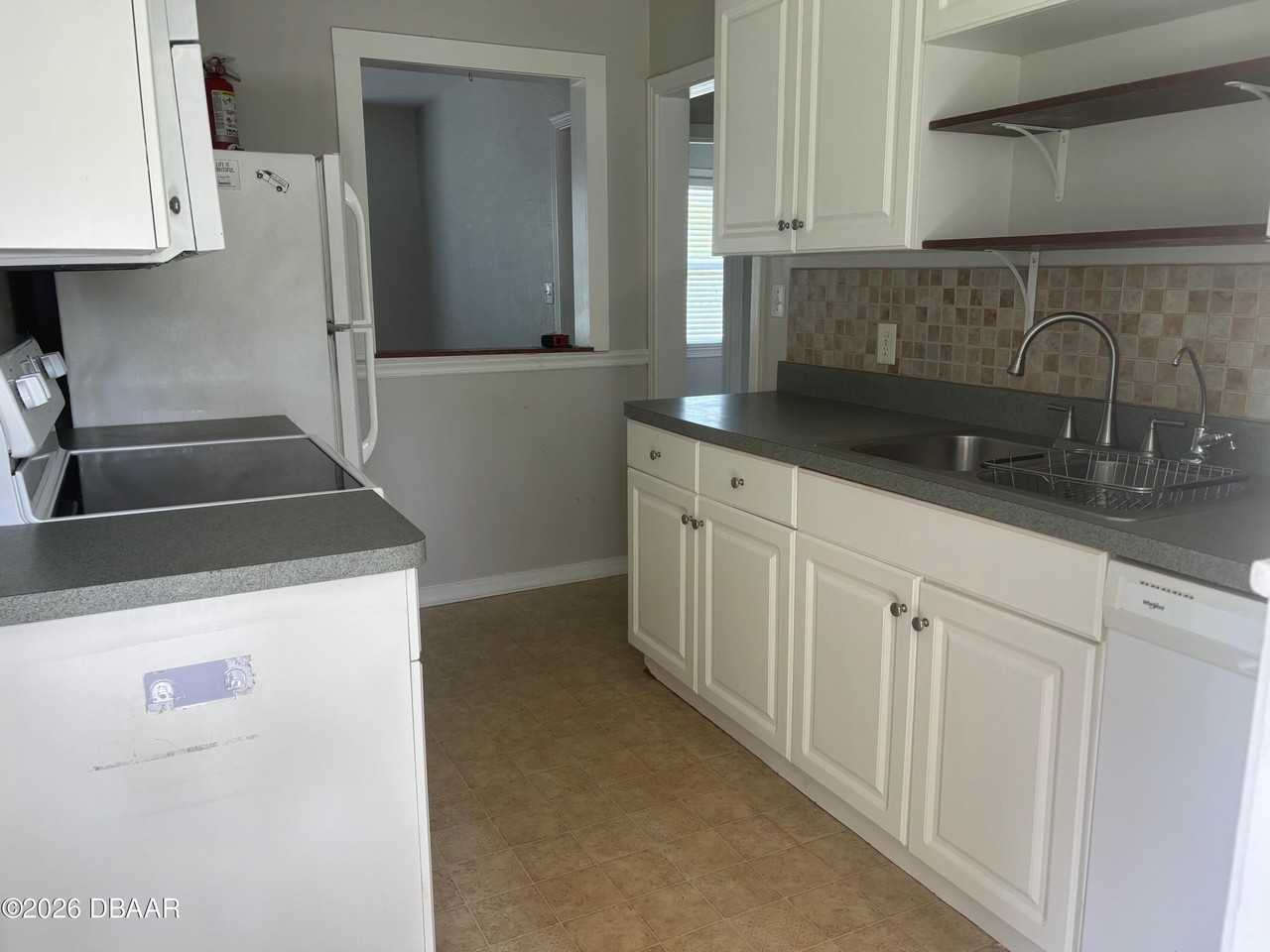 250 S Seneca Blvd - Photo 3 of 15