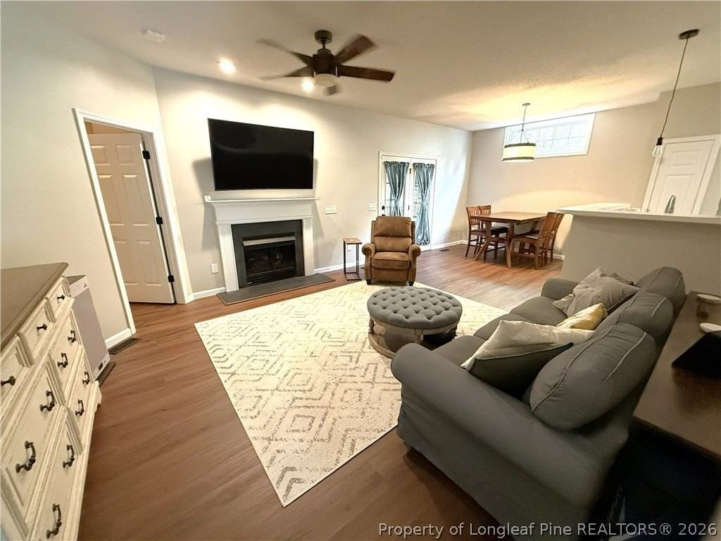 1605 Stonegate S - Photo 2 of 19