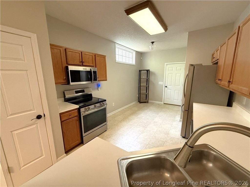 1605 Stonegate S - Photo 5 of 19