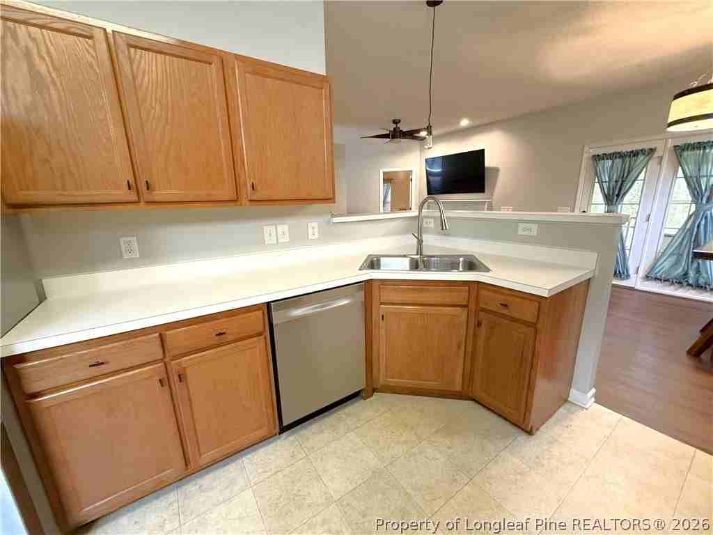 1605 Stonegate S - Photo 6 of 19