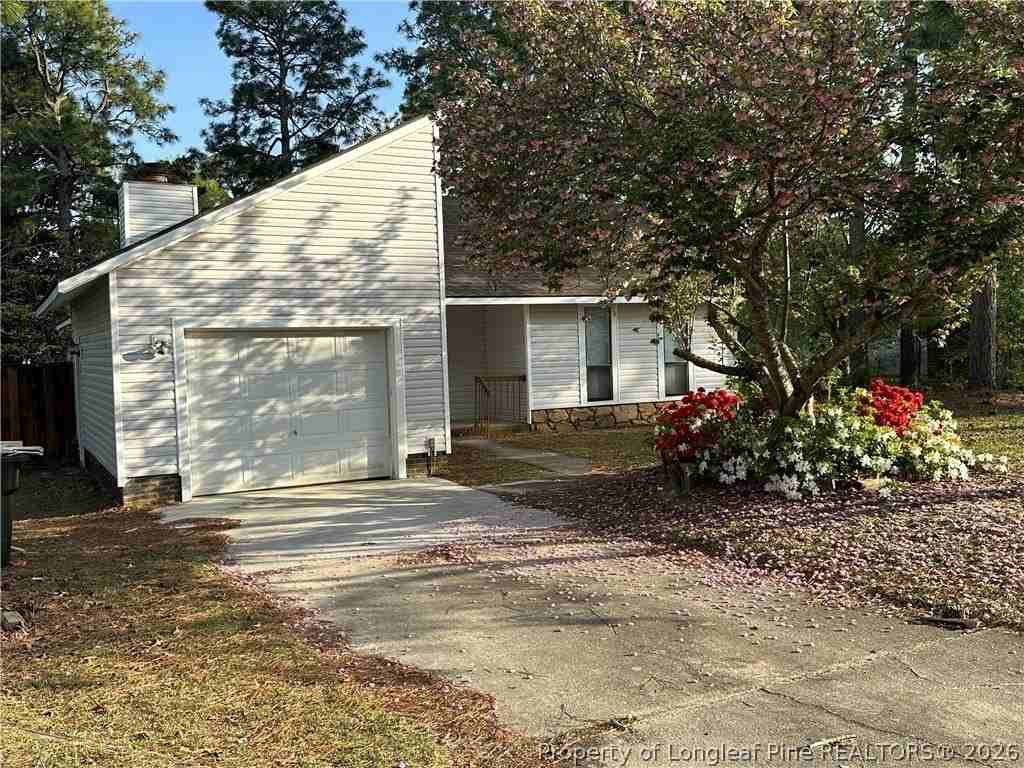 6903 Flying Cloud Ln - Photo 2 of 16