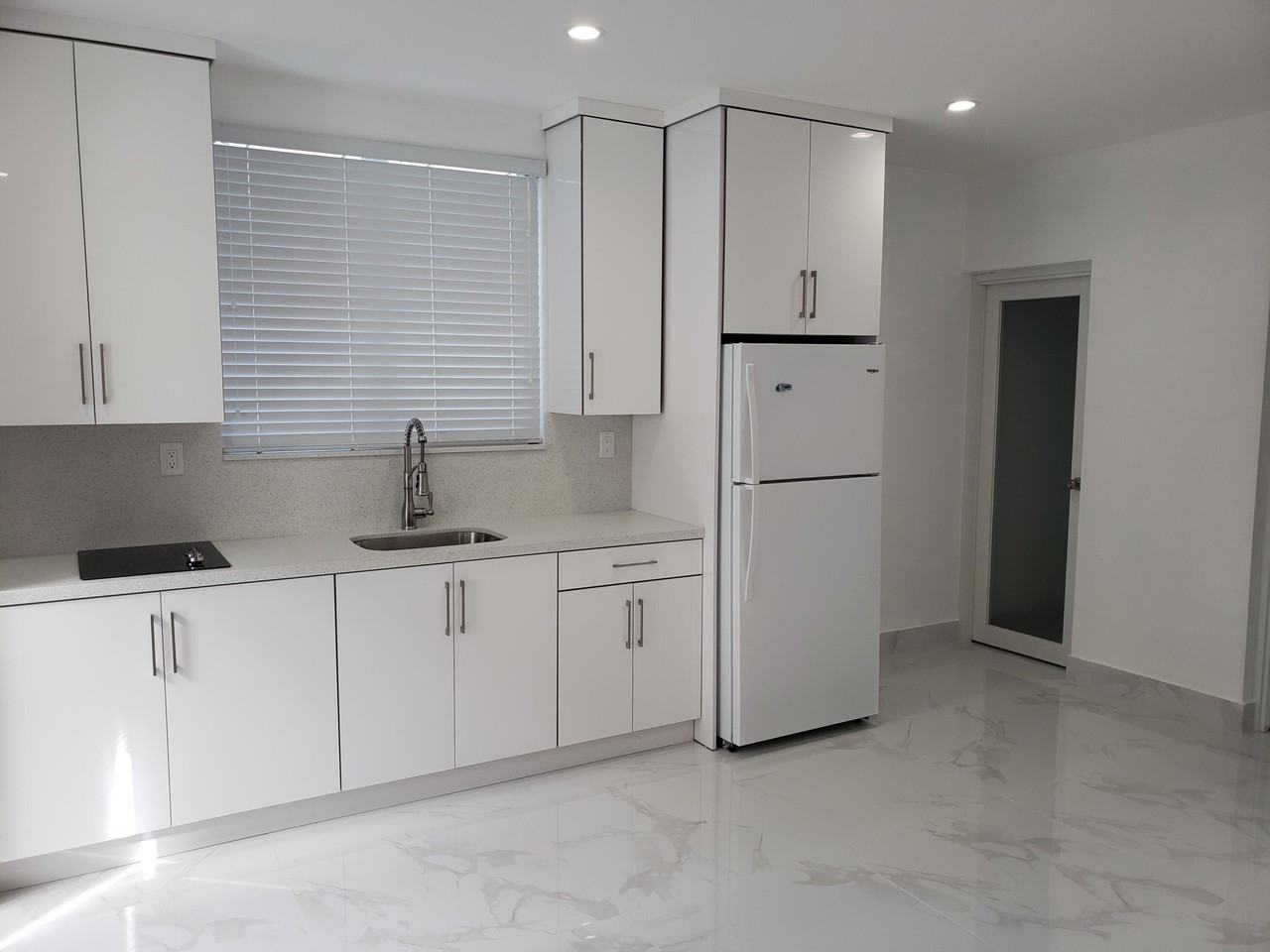 169 Corrine Pl - Photo 2 of 6