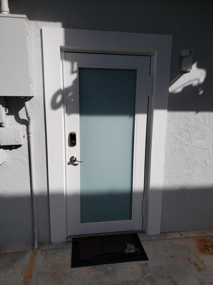 169 Corrine Pl - Photo 6 of 6