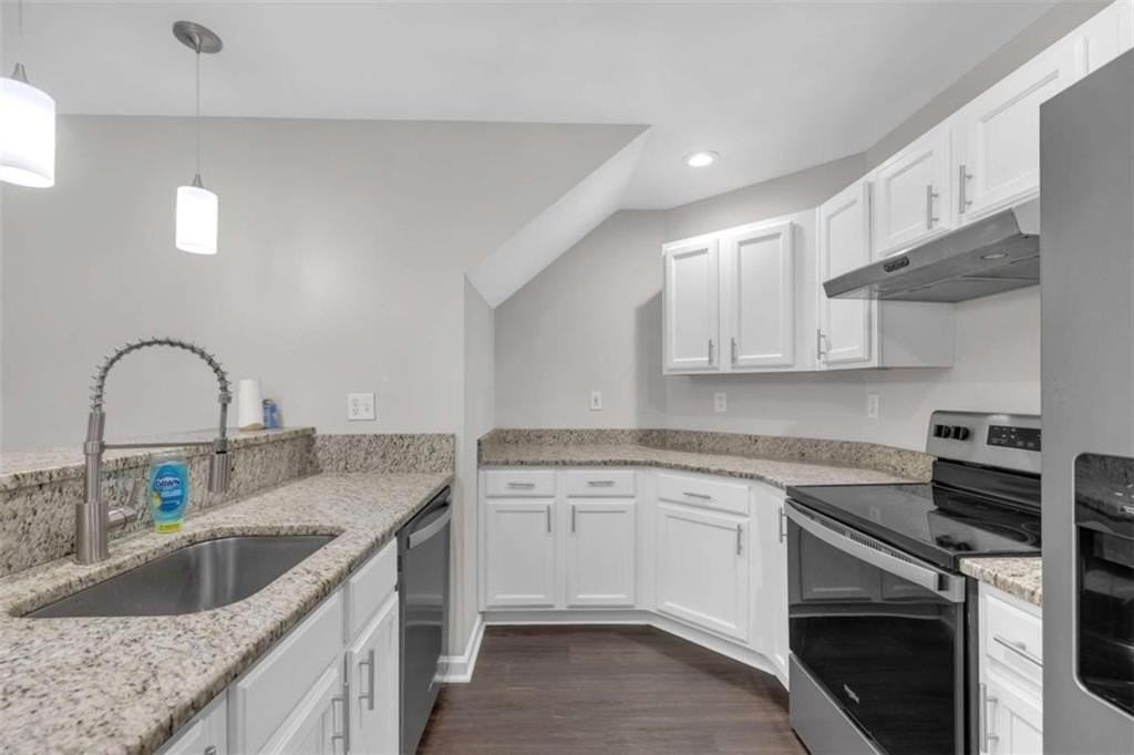 1948 Detroit Ave Nw #A - Photo 6 of 20