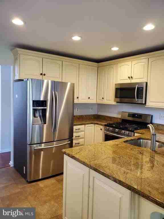 261 Tulip Tree Ct - Photo 7 of 16