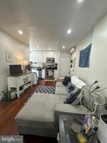1324 Pine St #3F - Photo 1 of 1