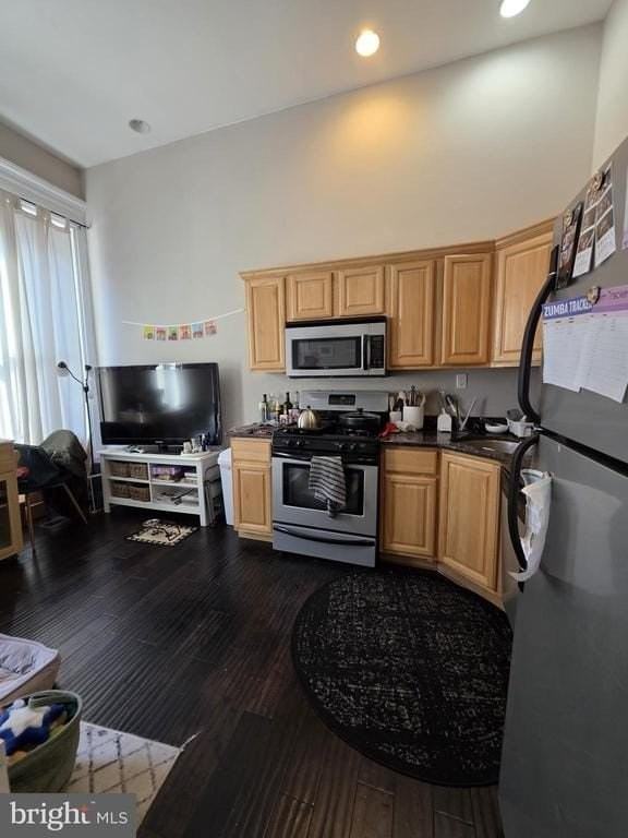 1609 Mount Vernon St #1 - Photo 2 of 10