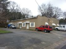 207 Reynolds St Ne #4D - Photo 1 of 1