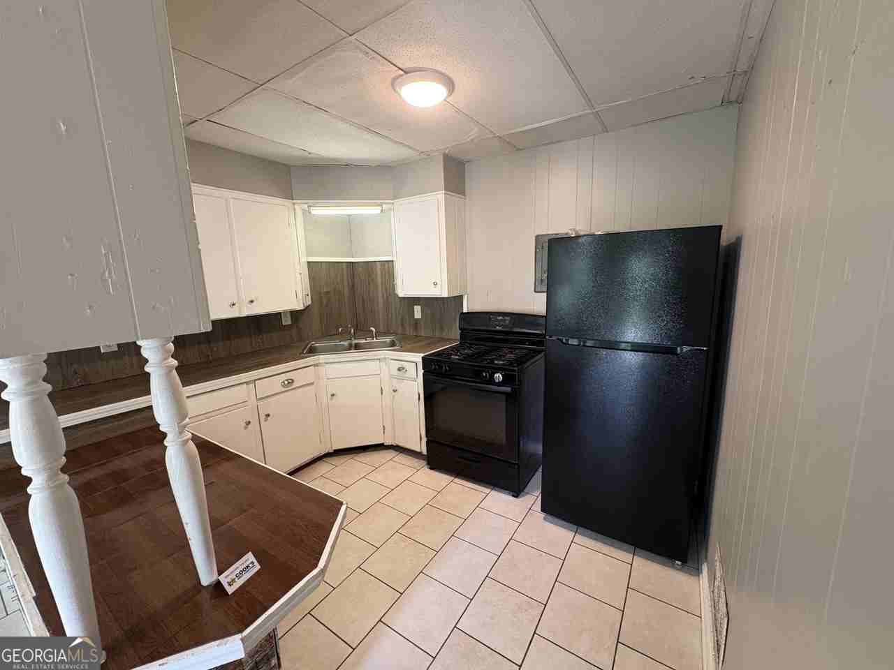 207 Reynolds St Ne Unit 4d - Photo 2 of 11