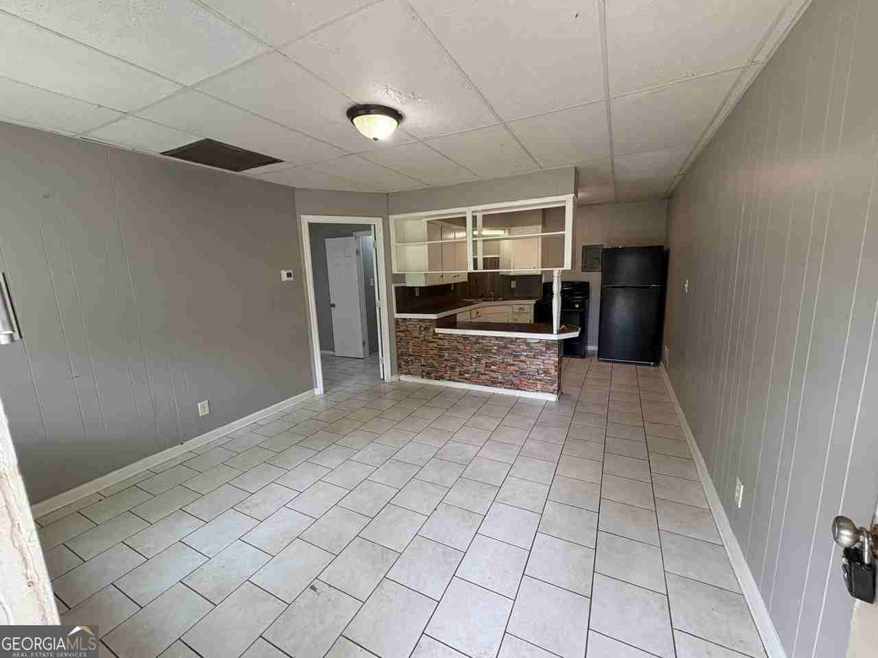 207 Reynolds St Ne Unit 4d - Photo 3 of 11