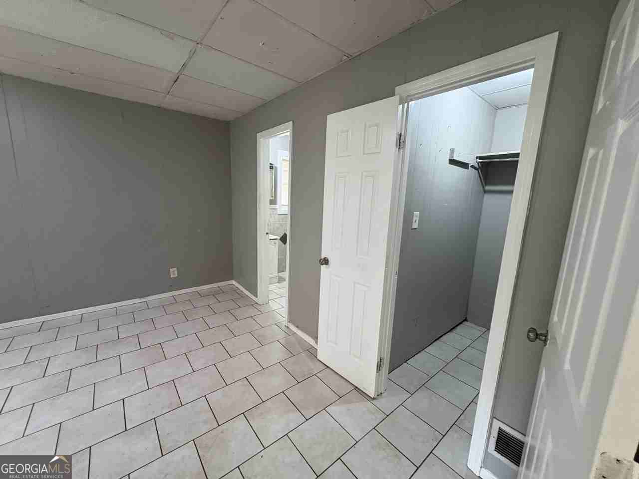 207 Reynolds St Ne Unit 4d - Photo 5 of 11