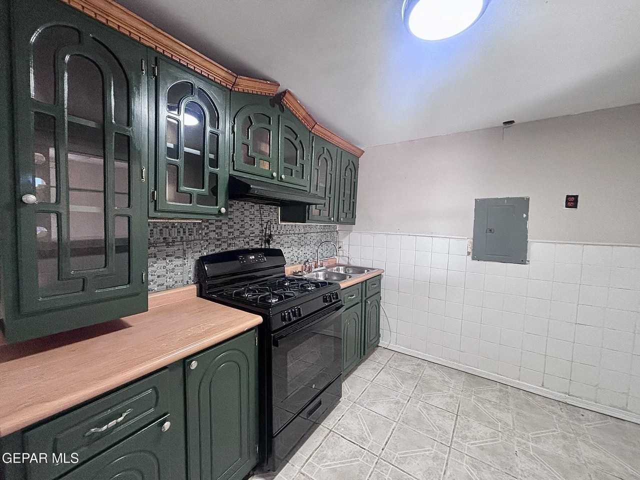 421 Tulum Dr Unit A - Photo 4 of 16