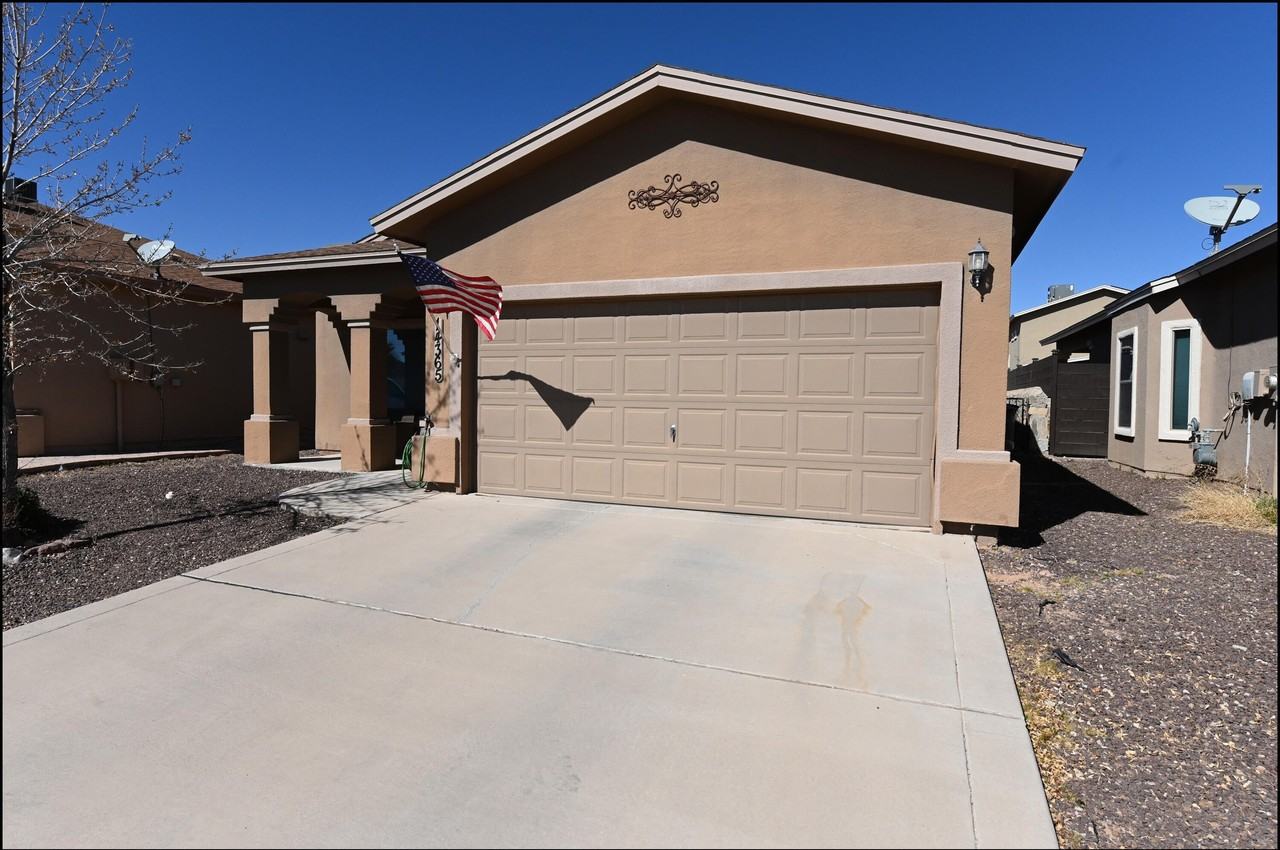 14365 Valley Light Ct - Photo 3 of 40