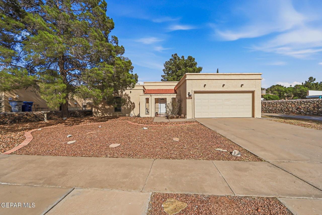 604 La Chapa Ave - Photo 3 of 29