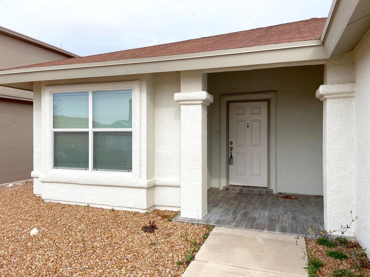 1470 Senda Del Sol - Photo 7 of 50