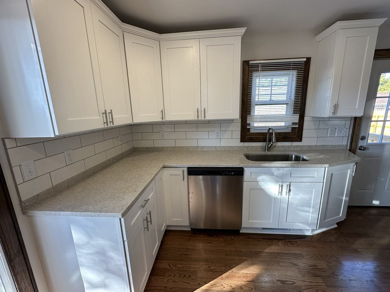 502 E Homer St #1 - Photo 5 of 28