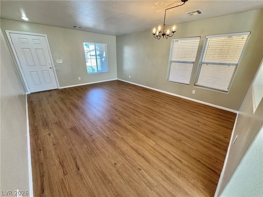 3525 Colby Creek Ave - Photo 4 of 20