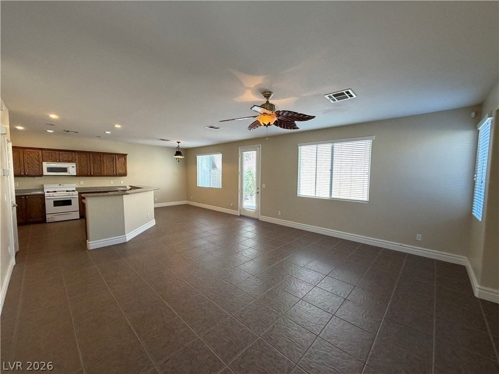 6677 Keyesport Ct - Photo 3 of 27