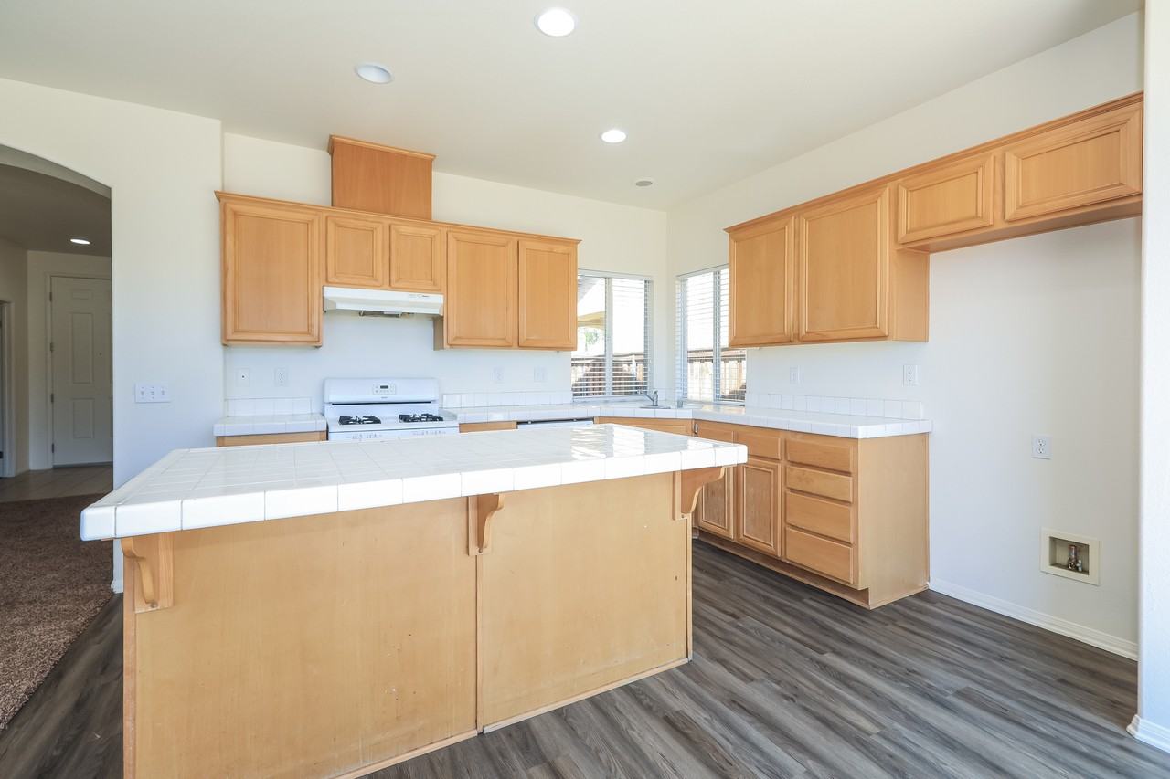 134 Shoal Reef Ave #134 - Photo 4 of 15