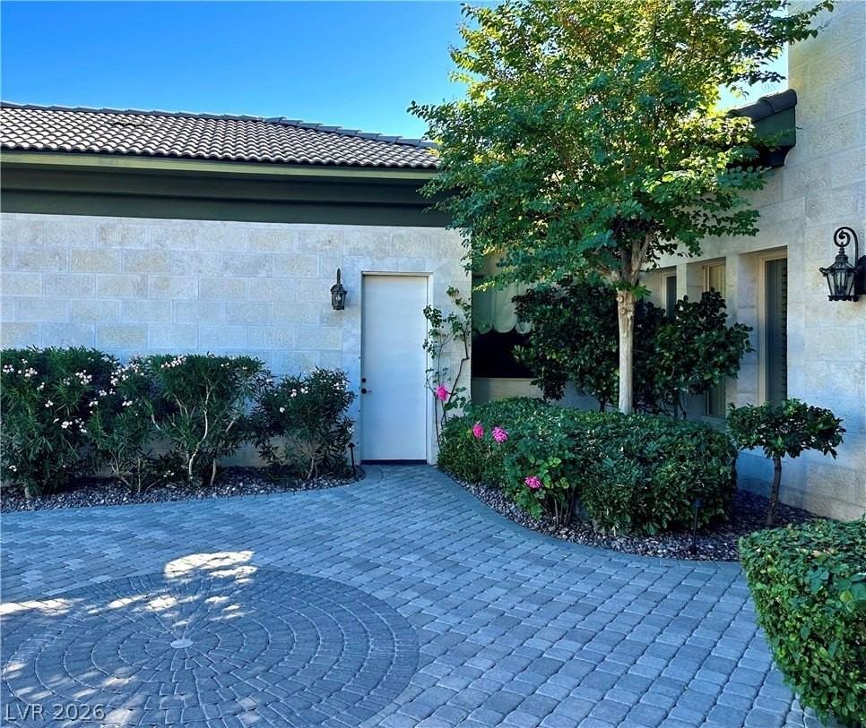 9517 Verlaine Ct - Photo 3 of 30