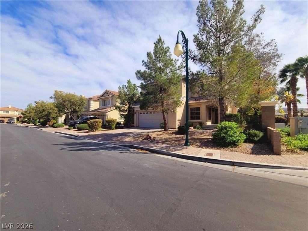 4241 Saxton Green Ave - Photo 2 of 27