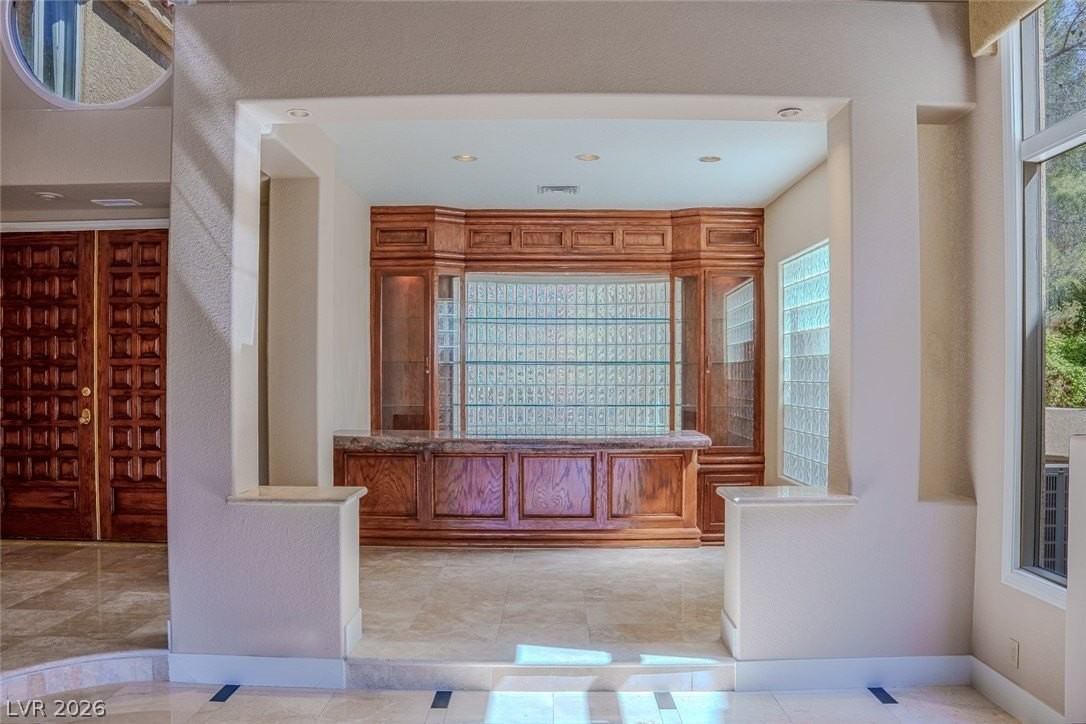 7969 Bermuda Dunes Ave - Photo 4 of 45