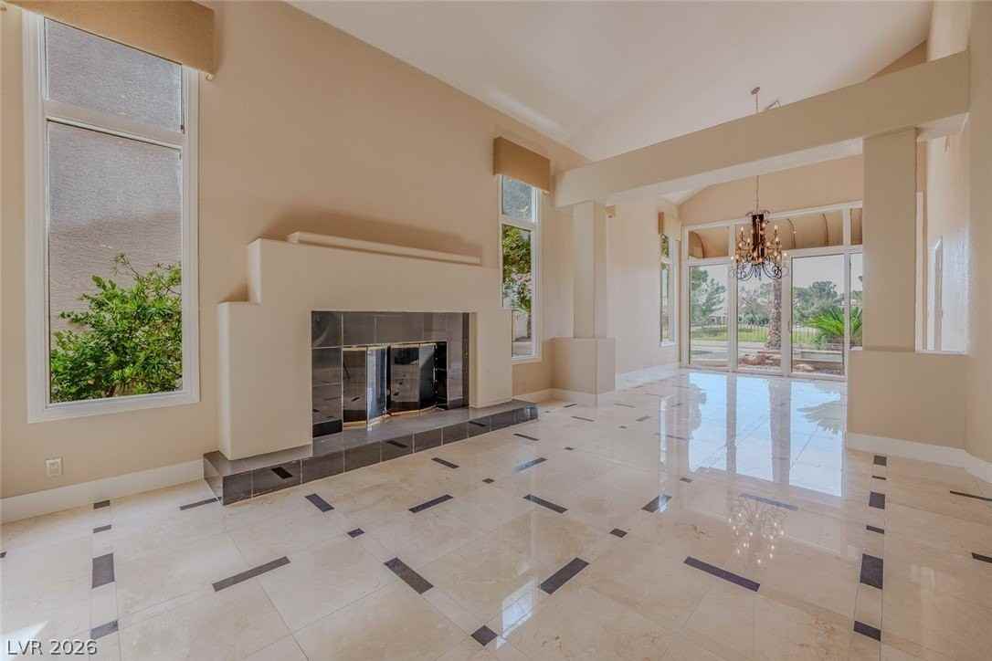 7969 Bermuda Dunes Ave - Photo 6 of 45