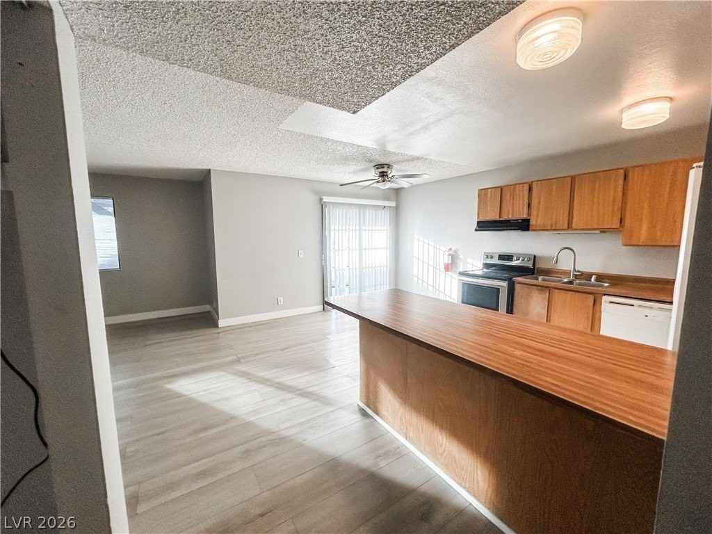 1305 Kari Lee Ct #A - Photo 4 of 22
