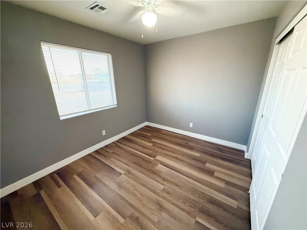 452 Comstock St - Photo 3 of 14