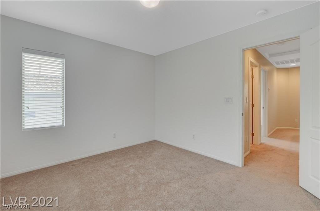 10429 Scotch Elm Ave - Photo 7 of 34