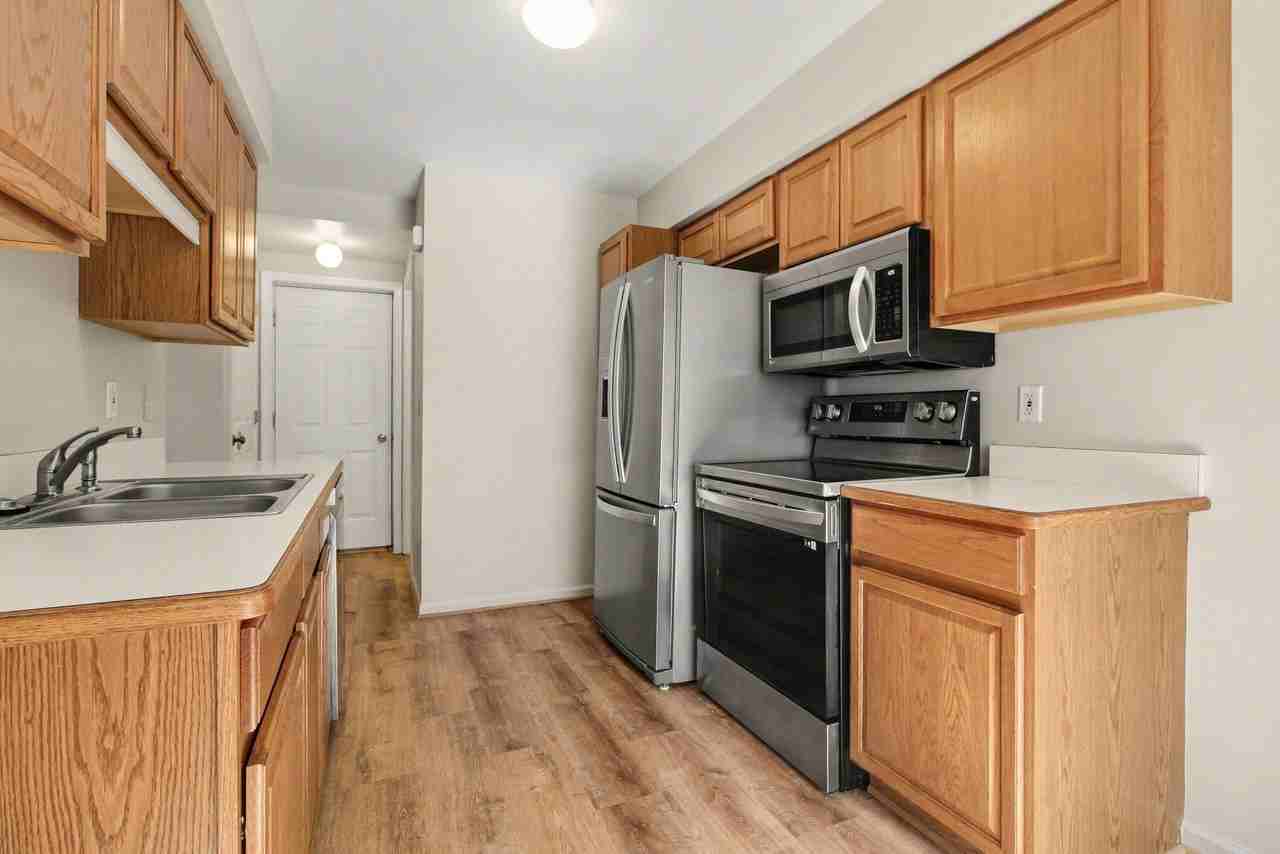 125 Commons Cir - Photo 5 of 16