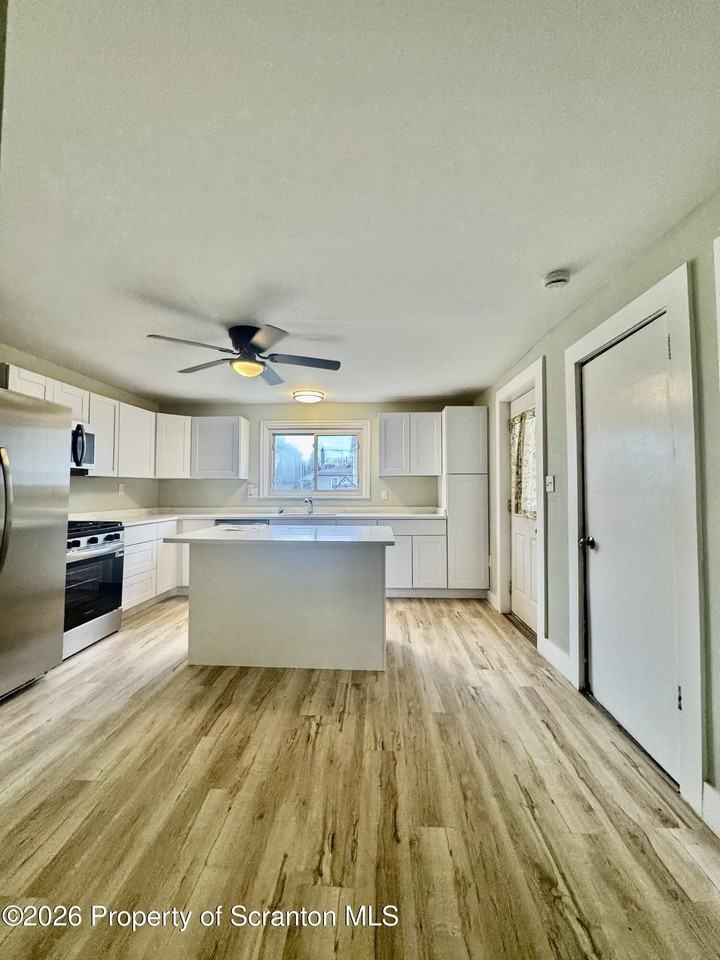 1746 Bloom Ave - Photo 3 of 24