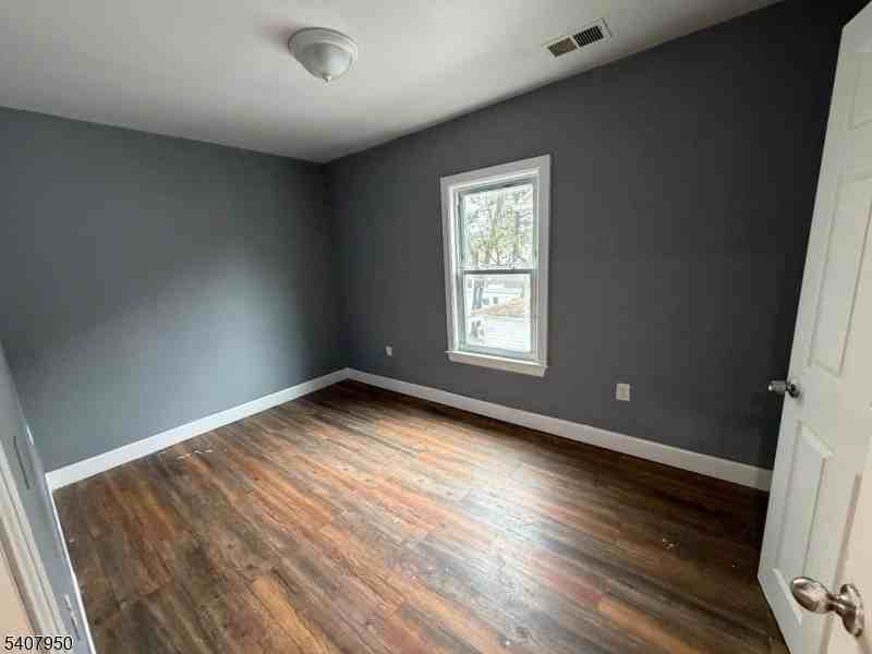 726 E 6th St #2 - Photo 6 of 12