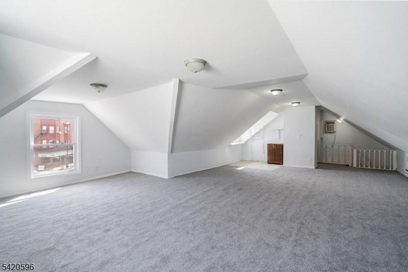 904 2nd Ave #2 - Photo 3 of 19