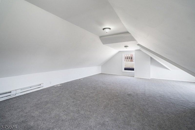 904 2nd Ave #2 - Photo 4 of 19