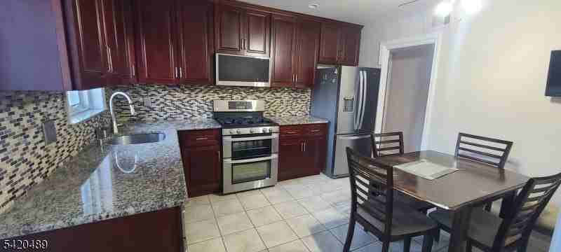 5 Tower Rd - Photo 3 of 7