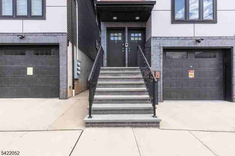 19 Shaw Ave #1 - Photo 2 of 26