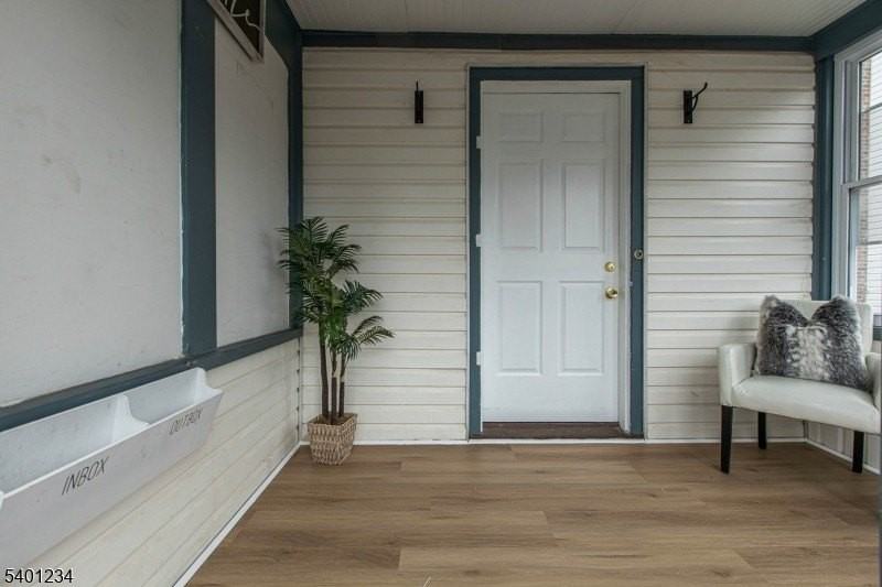 1442 Highland Ave - Photo 3 of 30