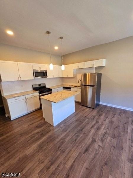 308 N 2nd St - Photo 4 of 10