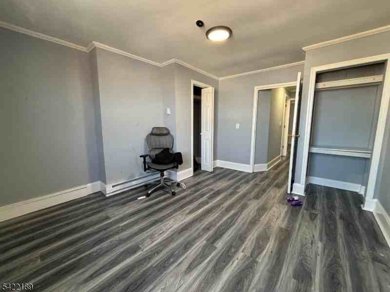 516 E Jersey St - Photo 3 of 6