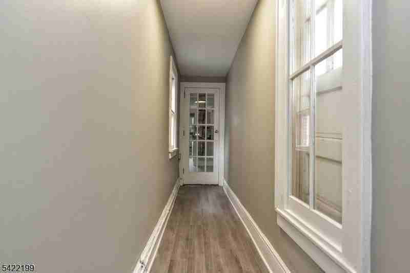 36 Park Ave - Photo 2 of 18