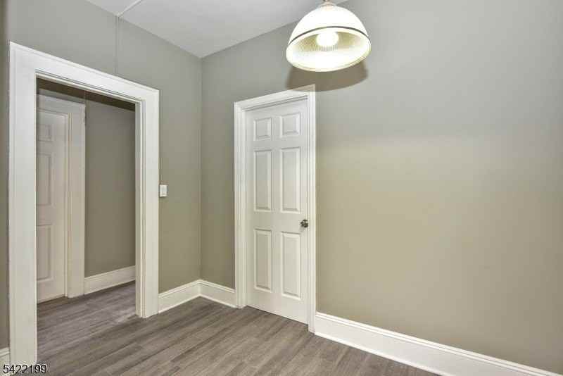 36 Park Ave - Photo 6 of 18